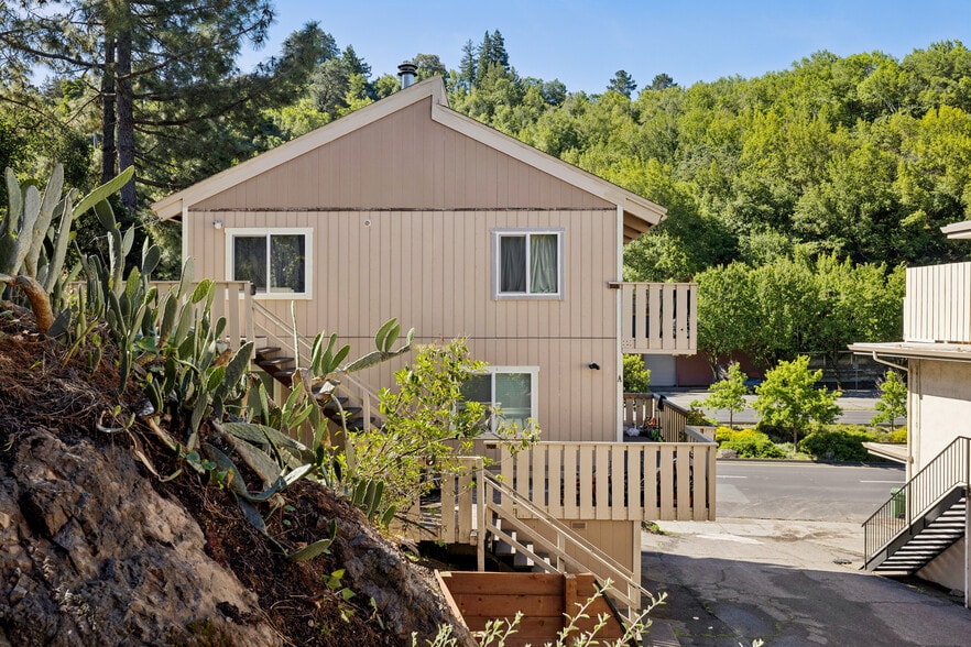 More Photos Of 250 Red Hill Ave, San Anselmo Apartments For Sale