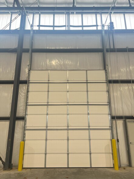 More Photos Of 55 Bagwell Blvd, Scottsville Warehouse For Lease