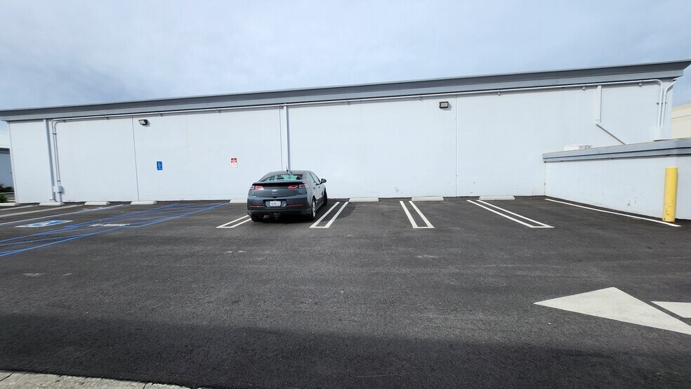 More Photos Of 9273-9303 Archibald Ave, Rancho Cucamonga Warehouse For Lease