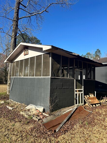 More Photos Of 1030 Dry Branch Rd, Hopkins General Retail For Sale