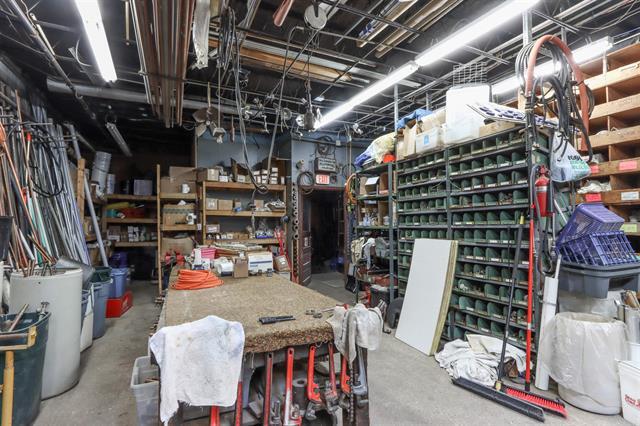 More Photos Of 401-405 S Central Ave, Marshfield Storefront For Sale