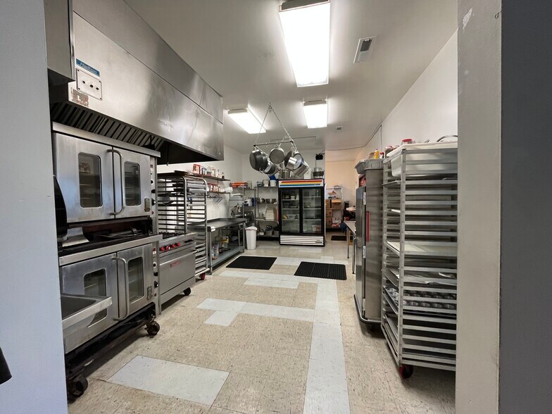 More Photos Of 120 W Temperance St, Ellettsville Restaurant For Sale