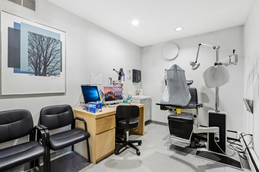 More Photos Of 1530 Saint Georges Ave, Rahway Medical For Sale