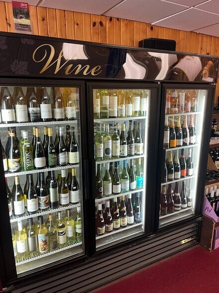 More Photos Of 1244 South St, Lincoln General Retail For Sale