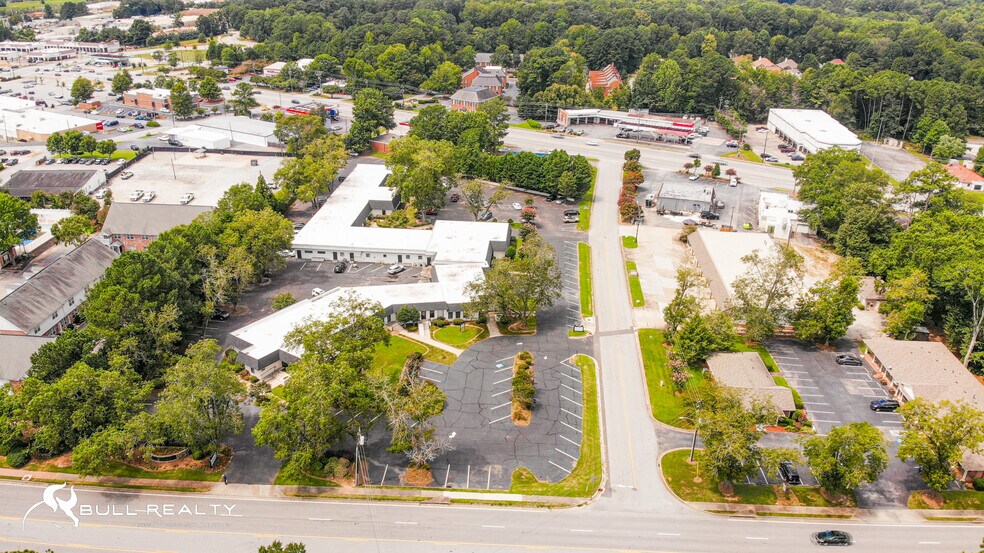 More Photos Of 98-128 N Park Dr, Fayetteville Medical For Lease