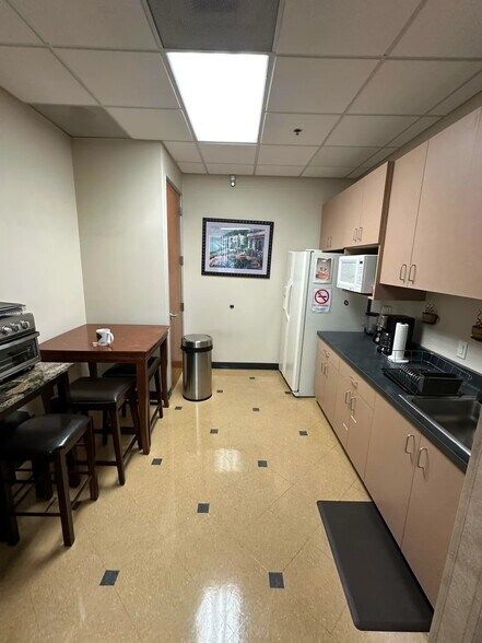 More Photos Of 3333 Concours St, Ontario Medical For Sale