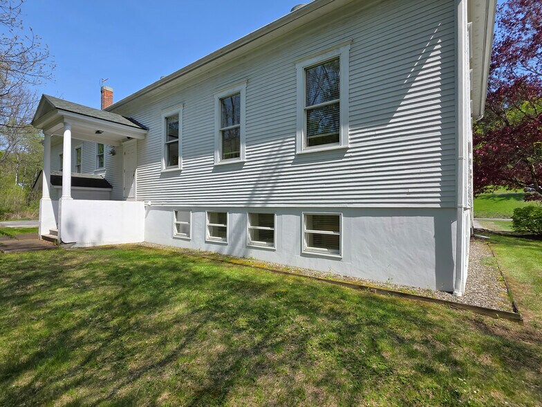 More Photos Of 338 E Montpelier Rd, Barre Town Office For Sale
