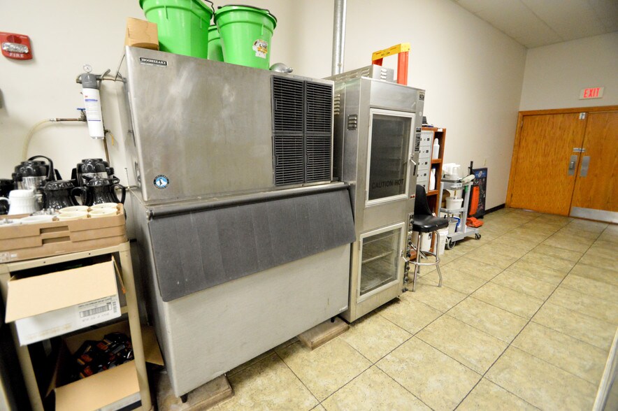 More Photos Of 204 Wolf River Dr, Fremont Marina For Sale