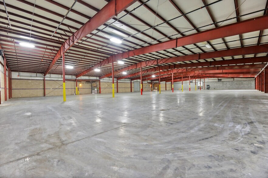 More Photos Of 21 Downing Three, Pittsfield Warehouse For Sale