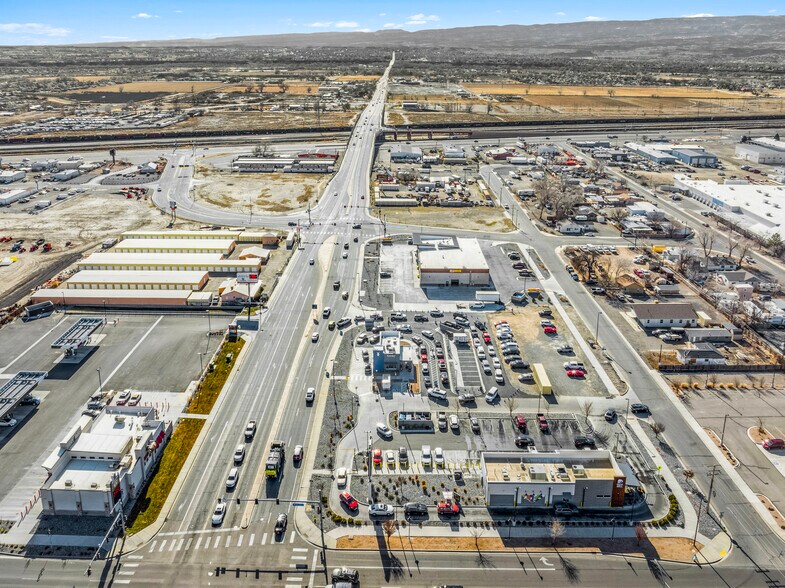 More Photos Of 498 Sparn St, Grand Junction Fast Food For Sale