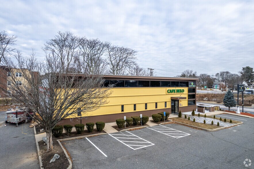 2 Beacon St, Framingham, MA 01701 Restaurant For Sale