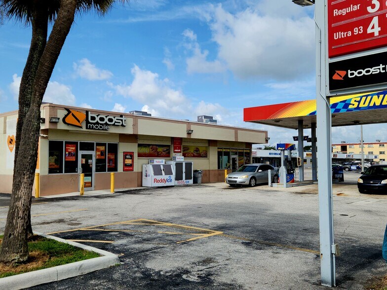 More Photos Of 1501 W Blue Heron Blvd, Riviera Beach Service Station For Sale