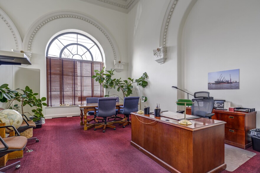 More Photos Of 145 Main St, Port Washington Office For Sale