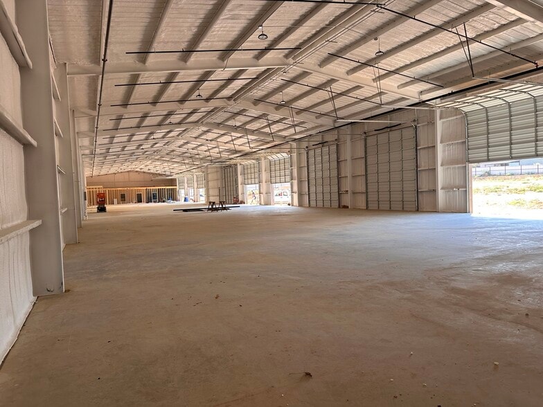 More Photos Of 12308 Rendon Rd, Burleson Industrial For Sale