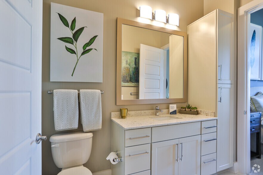 More Photos Of 7420 N Rea Park Ln, Charlotte Apartments For Lease