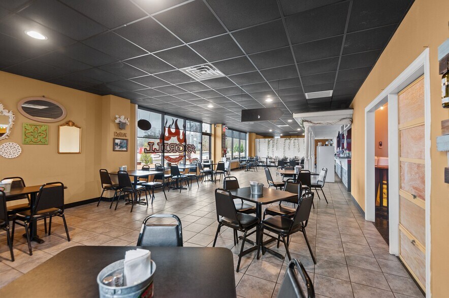 More Photos Of 102 Berry St, Hertford Restaurant For Sale