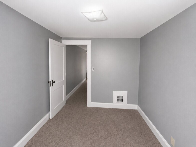 More Photos Of 1801 E Main St, Endicott Apartments For Sale