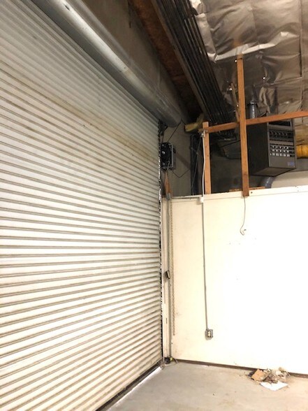 More Photos Of 11860 Kemper Rd, Auburn Flex For Sale