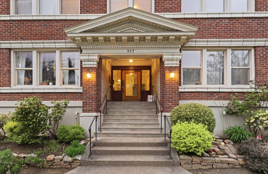 More Photos Of 317 18th Ave E, Seattle Apartments For Sale