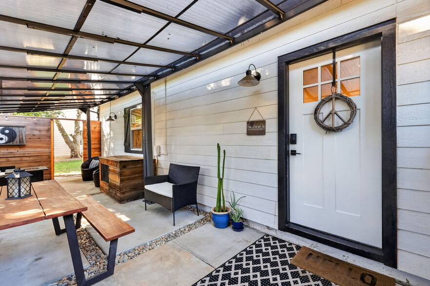 More Photos Of 219 Persifer St, Folsom Specialty For Sale