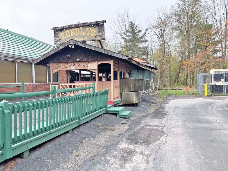 More Photos Of 596-602 Hamlin Hwy, Hamlin Restaurant For Sale