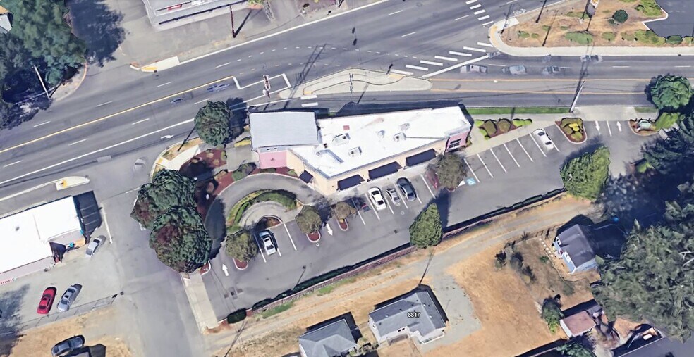 More Photos Of 8813 Edgewater Dr SW, Lakewood General Retail For Sale