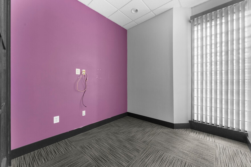 More Photos Of 7373 Comfort Inn Dr, Warrenton General Retail For Sale