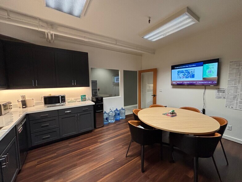 More Photos Of 1040 Main St, Napa Office For Lease