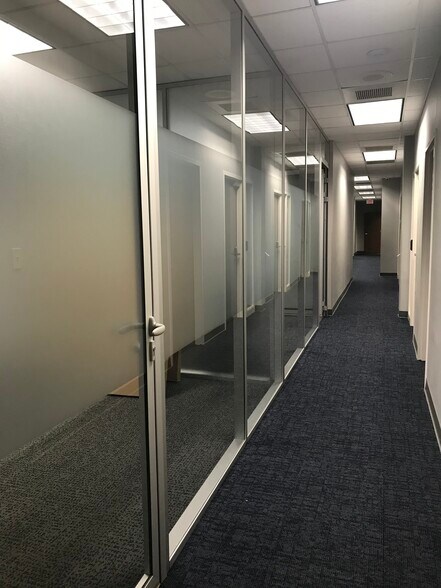 More Photos Of 180 N Palafox St, Pensacola Office For Lease