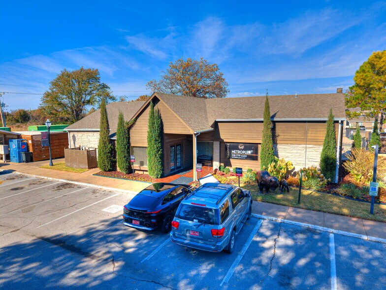 More Photos Of 2302 S 137th East Ave, Tulsa Apartments For Sale