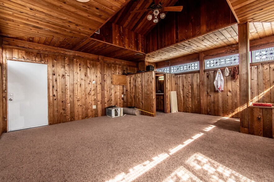 More Photos Of 4929 Everhart Rd, Corpus Christi Freestanding For Sale