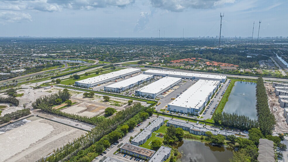More Photos Of 1620 NW 215th St, Miami Gardens Unknown For Lease