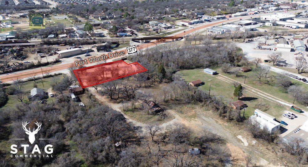 More Photos Of 1401 Fort Worth Dr, Denton Office For Lease