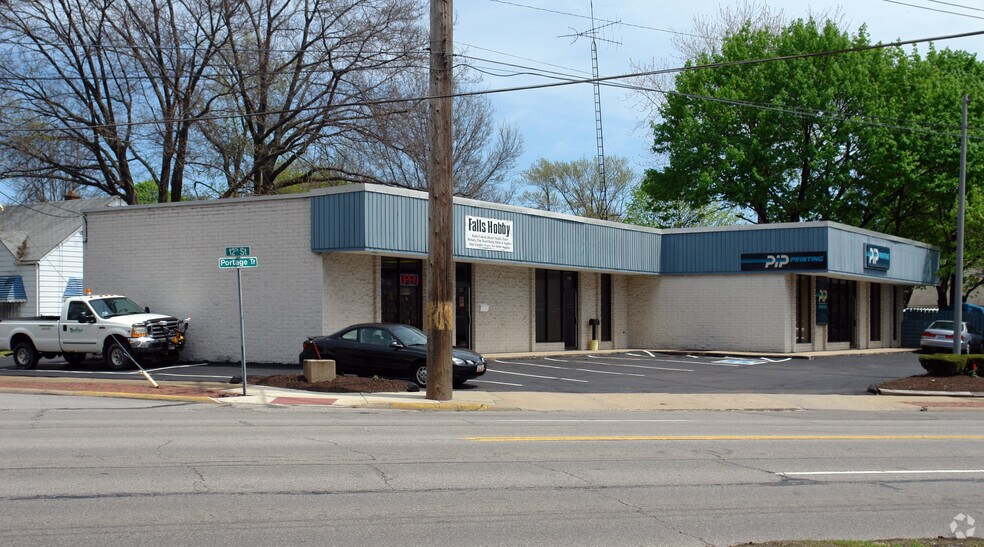 More Photos Of 1127-1131 Portage Trl, Cuyahoga Falls General Retail For Lease