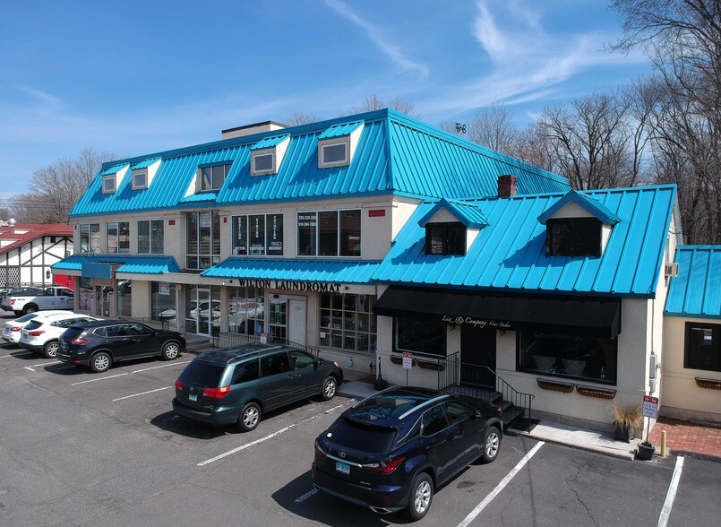 More Photos Of 24 Danbury Rd, Wilton General Retail For Lease