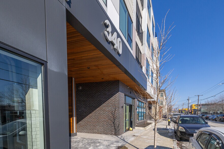 More Photos Of 319-327 Chelsea St, Boston Apartments For Sale