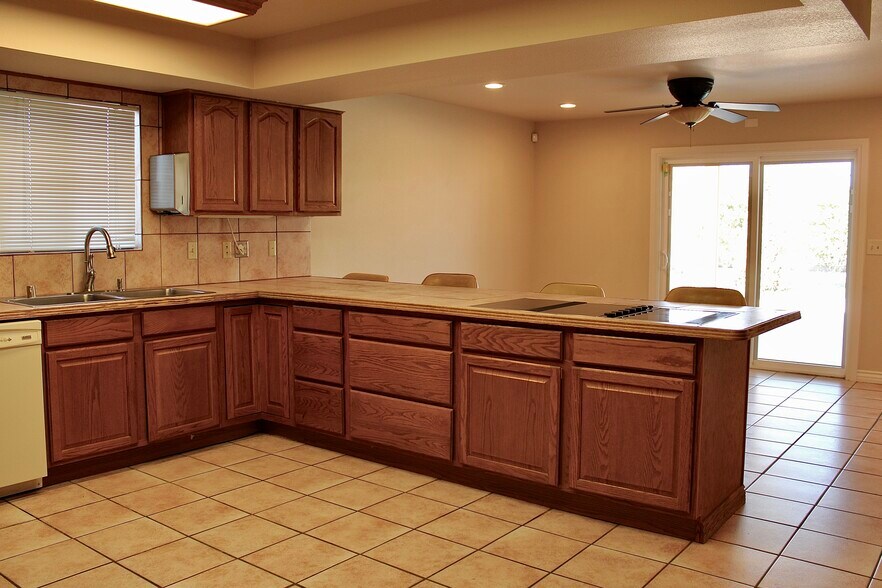 More Photos Of 8935 El Camino Rd, Las Vegas Land For Sale
