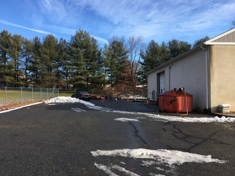 More Photos Of 3211 Bordentown Ave, Parlin Industrial For Sale