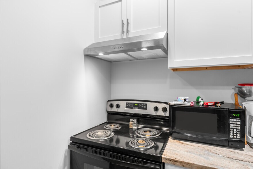 More Photos Of 855 Louisville Rd, Frankfort Apartments For Sale