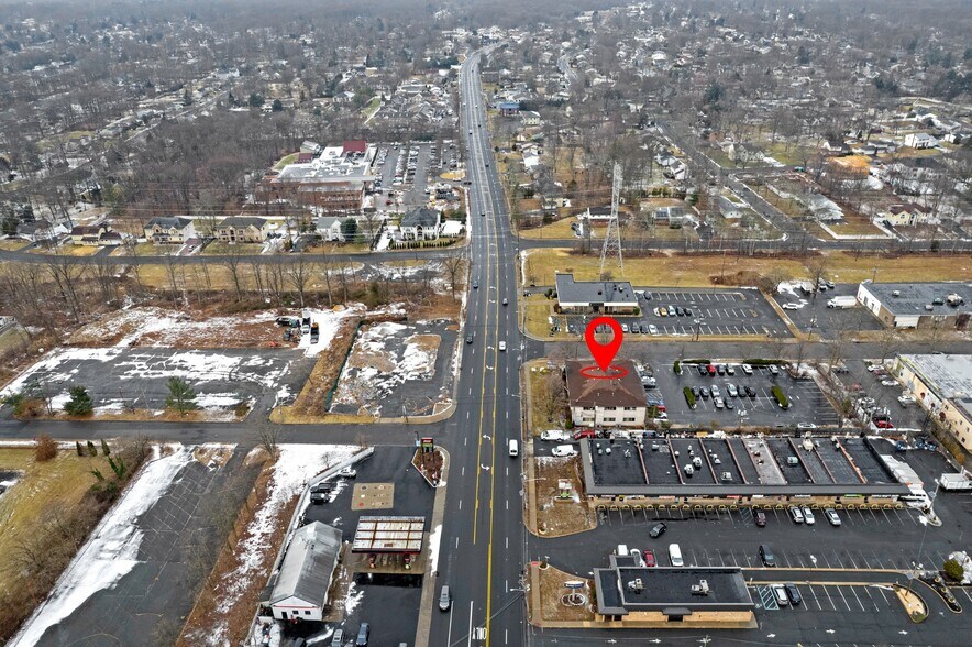 More Photos Of 1740 Oak Tree Rd, Edison Medical For Sale