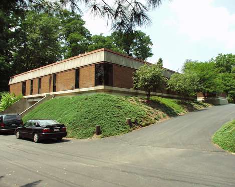 More Photos Of 950 W Valley Forge Rd, King Of Prussia Flex For Sale