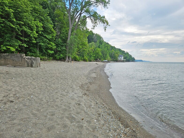 More Photos Of 0 Lake Front Dr, Erie Land For Sale