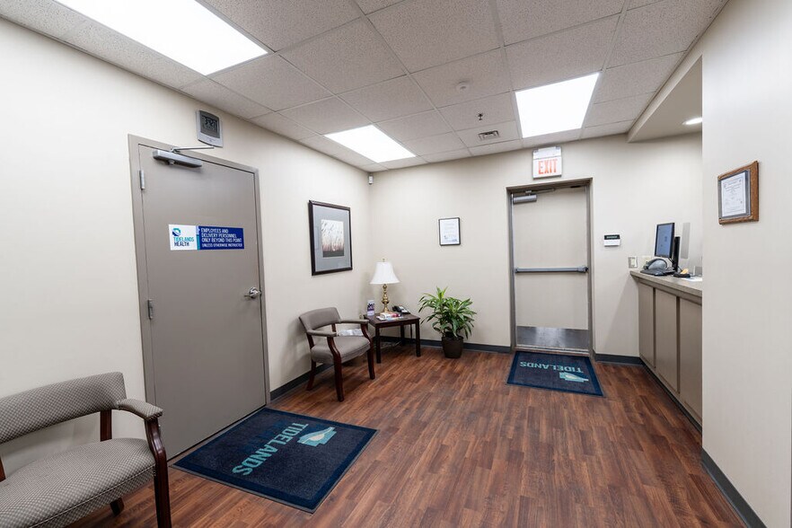 More Photos Of 149 Piper Ln, Georgetown Industrial For Sale