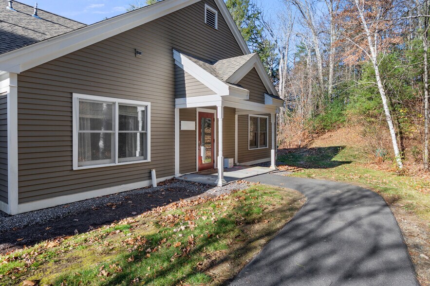 More Photos Of 401 Gilford Ave, Gilford Medical For Sale