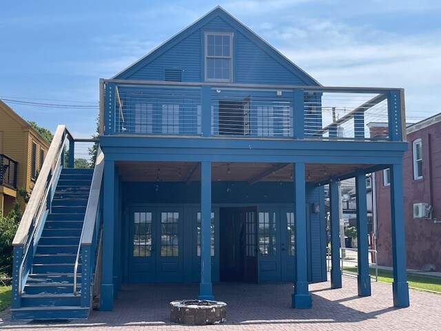 More Photos Of 205 Thames St, Bristol Restaurant For Lease