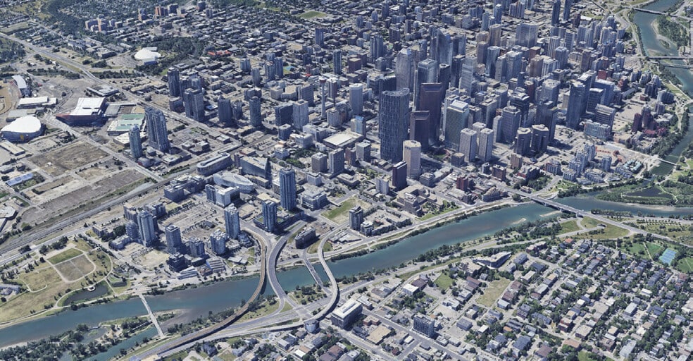 More Photos Of 417 Riverfront Av SE, Calgary Restaurant For Lease