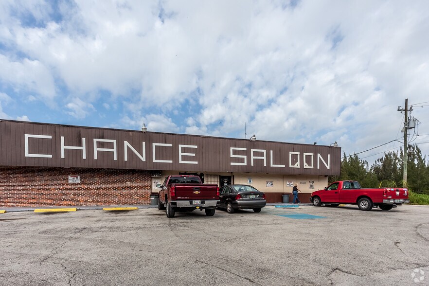 Primary Photo Of 35800 S Dixie Hwy, Florida City Restaurant For Sale