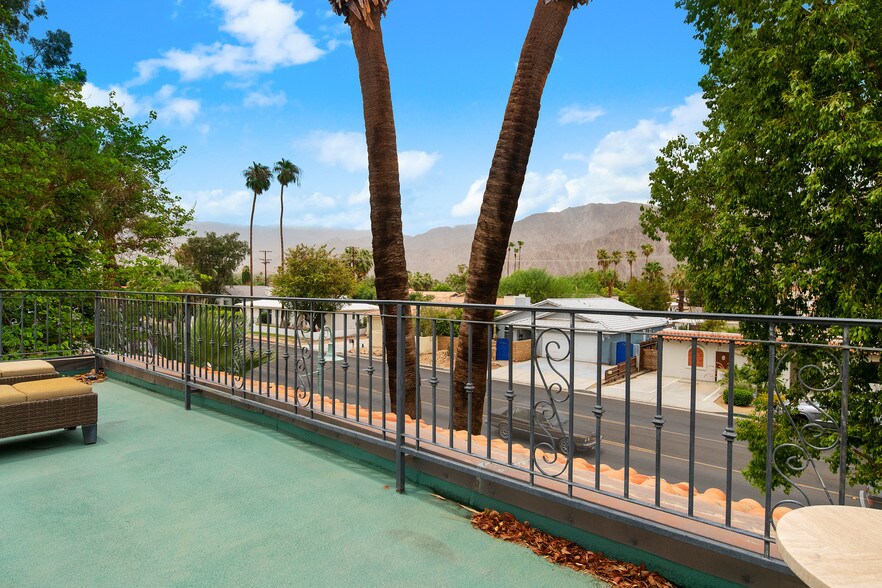 More Photos Of 51370 Avenida Bermudas, La Quinta Office Residential For Sale