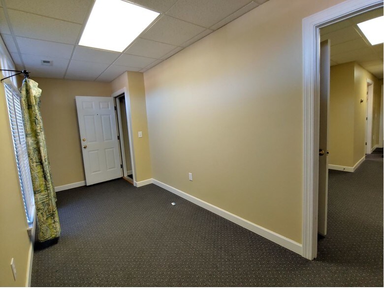More Photos Of 1836 Eastchester Dr, High Point Office For Sale