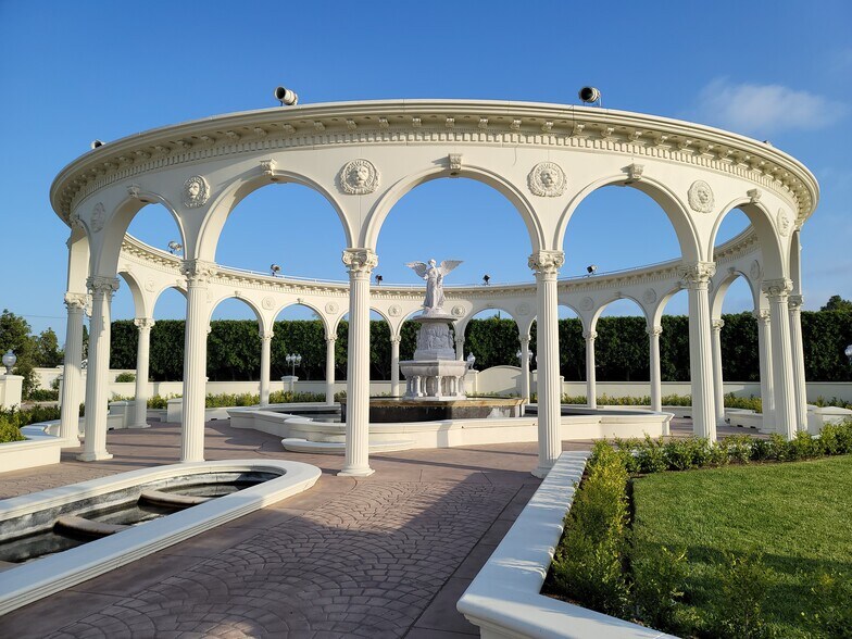 More Photos Of 3150 Bear St, Costa Mesa Schools For Sale